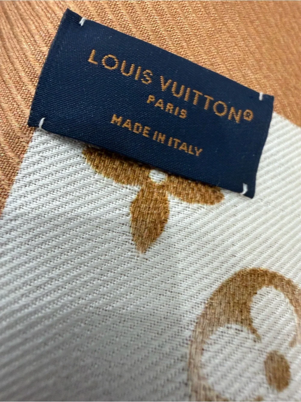 Louis Vuitton Cream and Gold Monogram Tag Detail Scarf - Picture 2 of 13